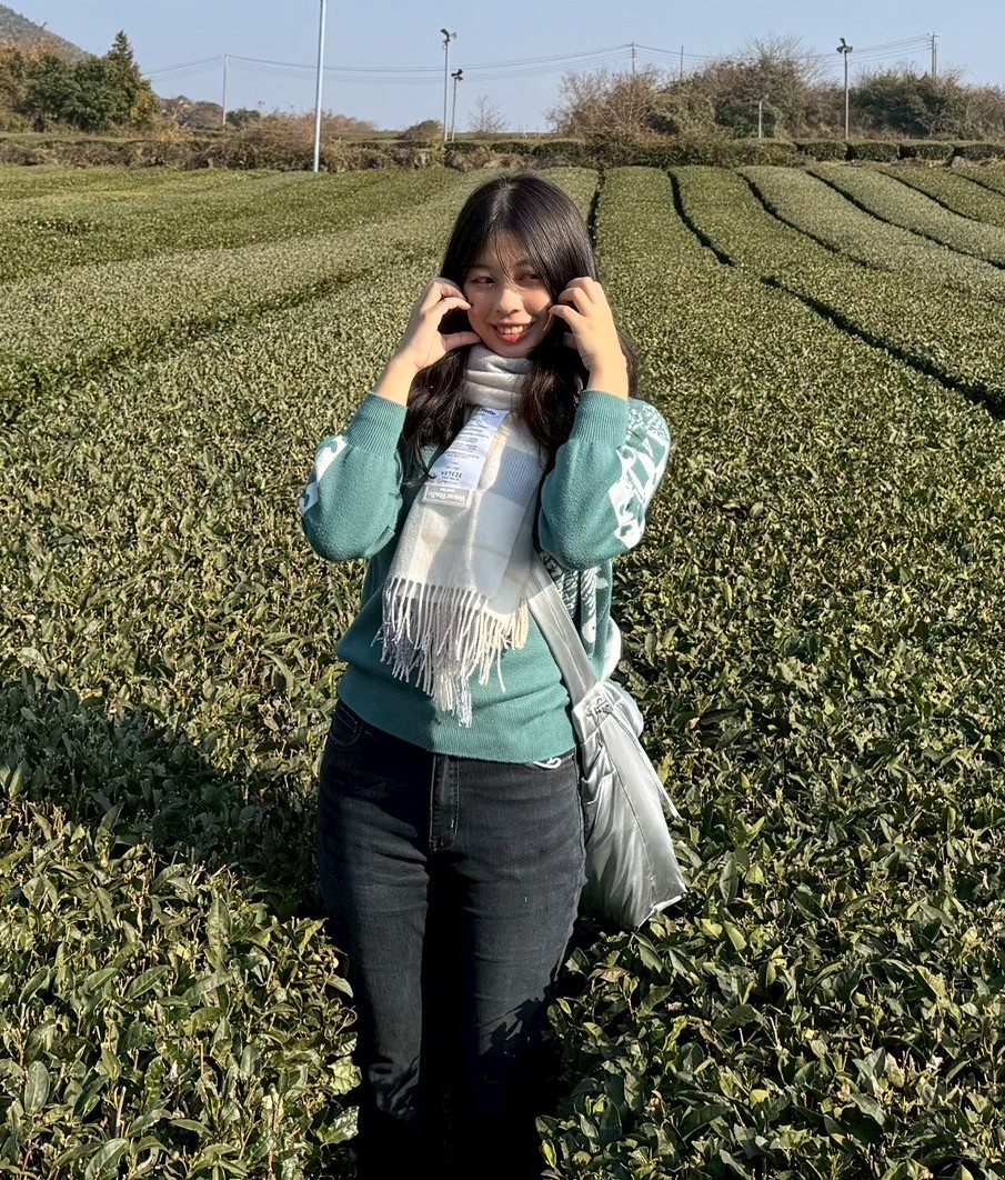 鄒鶴慈