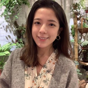 易婕